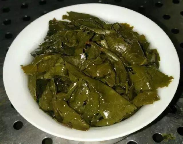 铁观音茶苦涩怎么回事,铁观音味道发涩是怎么回事