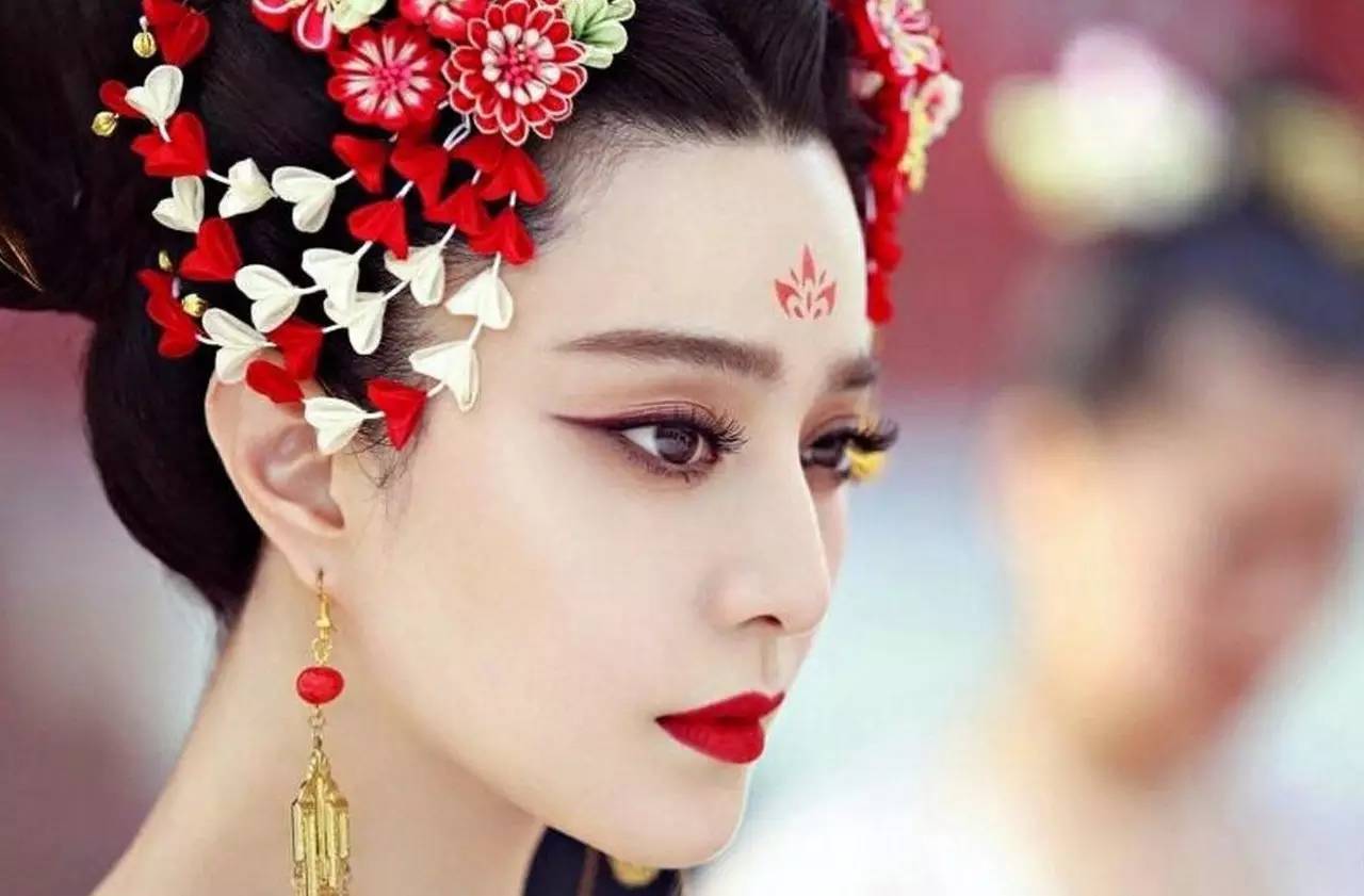 武则天母亲杨牡丹,历史上武则天的八大奇女子