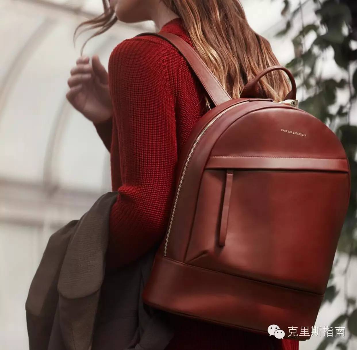 适合年轻人背的双肩包轻奢,好背又好看的双肩包