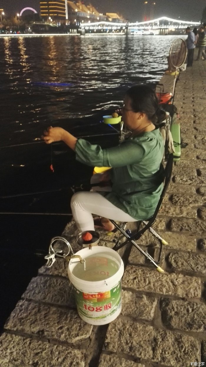 大连钓黑鱼用什么饵料最好,天津海河怎么钓大黑鱼