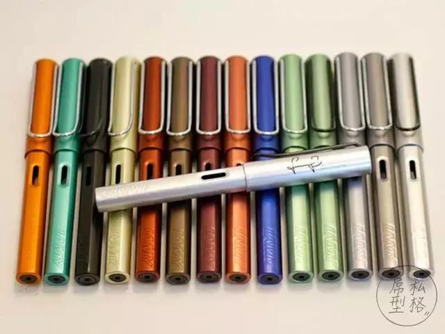 初学者钢笔选粗的还是细的,初学者用钢笔哪种好