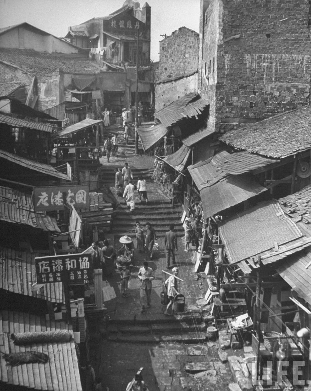 山城走出的“摩帮”大佬身价百亿的他梦想是读书