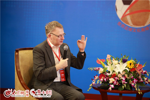 凯文·摩尔：中英足球交流比想象的多得多