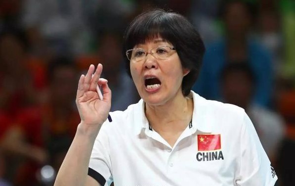 郎平能否继续担任中国女排主教练,郎平卸任中国排协教练