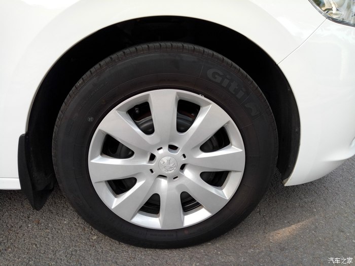 新款标致301幸福版,标致301旅行