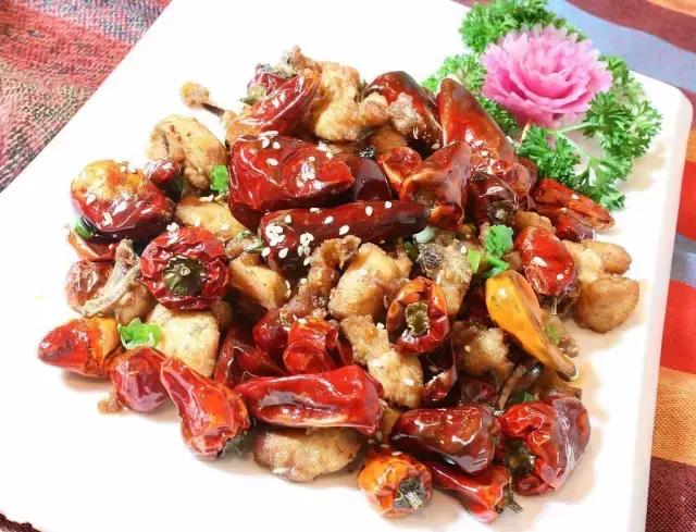 重庆美食爆辣火锅,重庆美食大快朵颐