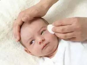 新生儿护理注意事项视频,新生儿护理1-15天的注意事项