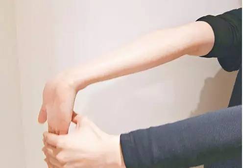 产后关节痛怎样治疗,产后关节痛发汗有用吗