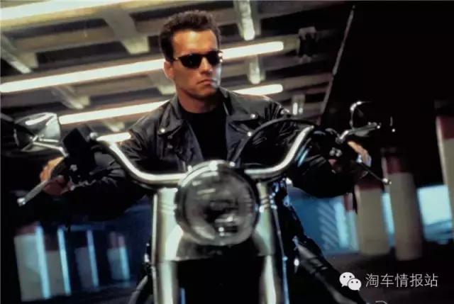 10万能买到怎样的奔驰大型suv,不到50万能拿下奔驰e300豪华轿车吗