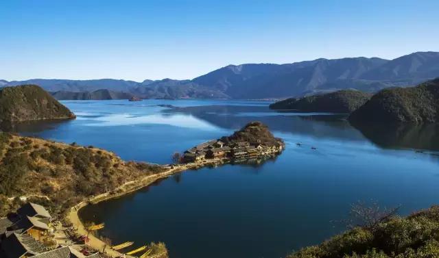 重庆美食爆辣火锅,重庆美食大快朵颐