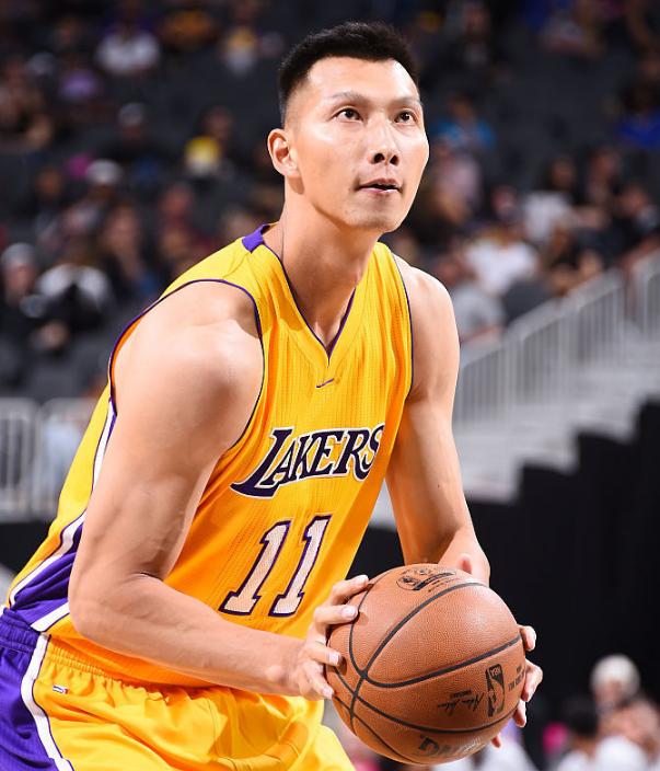 湖人降薪最新消息,湖人裁掉了哪些球员