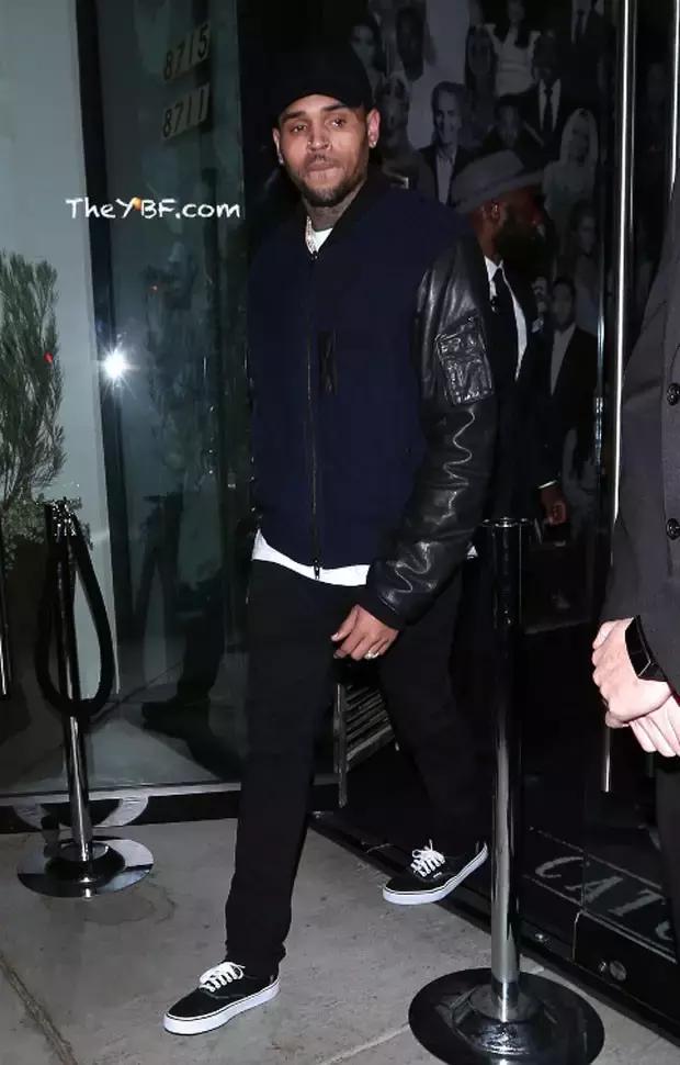 鐞冩槦涓婅剼nikefog,nikemag浣庡府