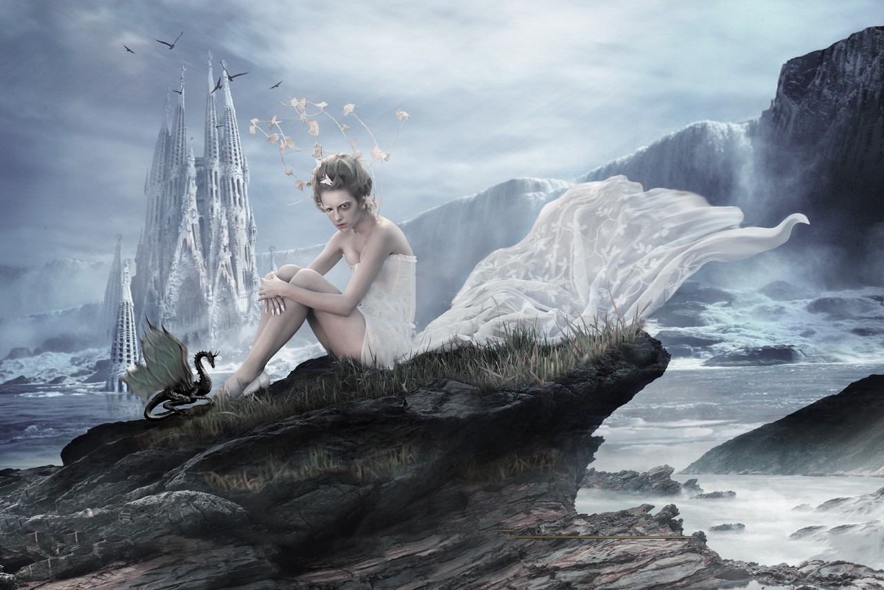 小说：他读了一本小说，然后穿越了，还激发了一个神奇的系统