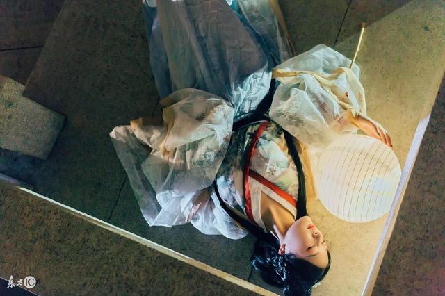 小说：堂妹自认不输她，和她比炼丹术，她炼丹，丹药一出就是一堆