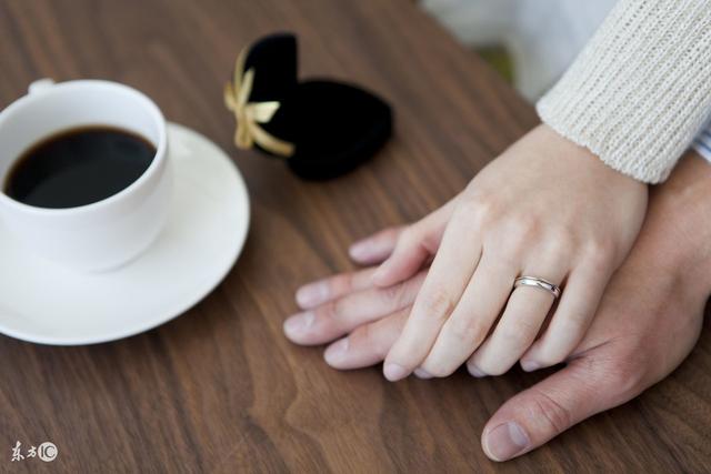 小说他是一个平凡的富家公子,小说他本是富家公子却被错换人生