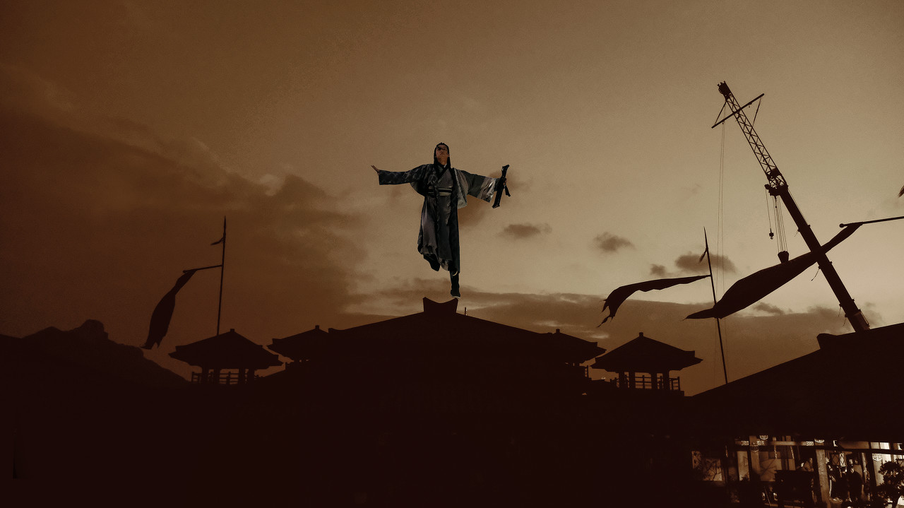 鲸鱼妈妈给人类求助,鲸鱼妈妈向人求助全集