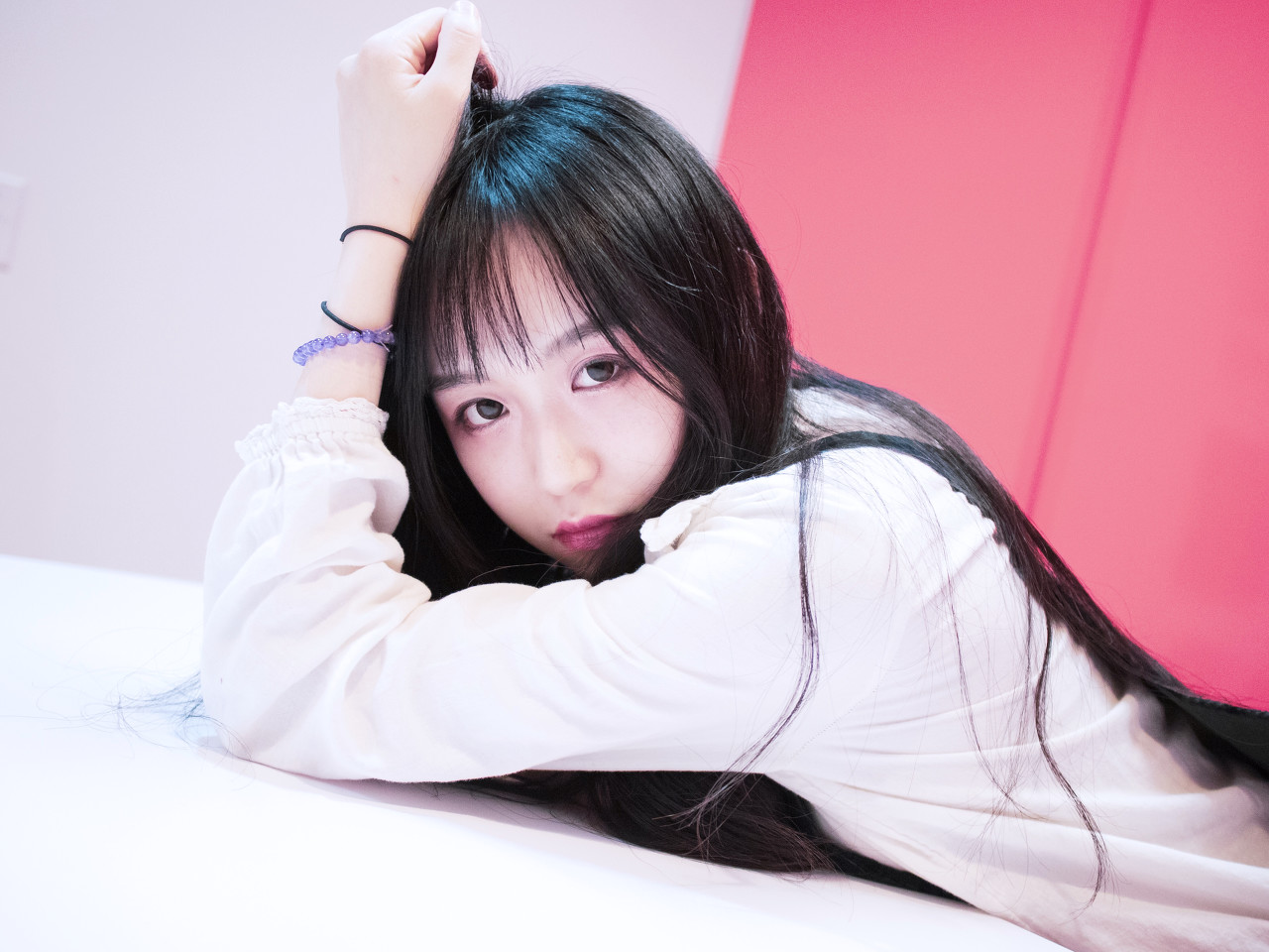 小说：女孩被亲生母亲虐待，身上遍体鳞伤，父亲得知气得吐血