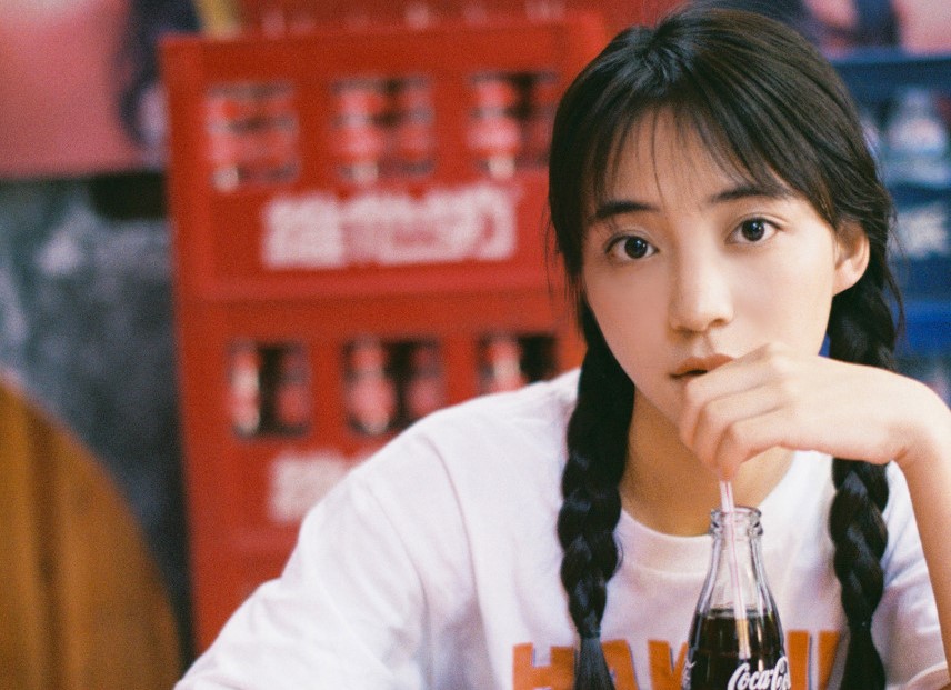 小说:离不开花草的他,搬了新居就立马买了满满三四十种绿植