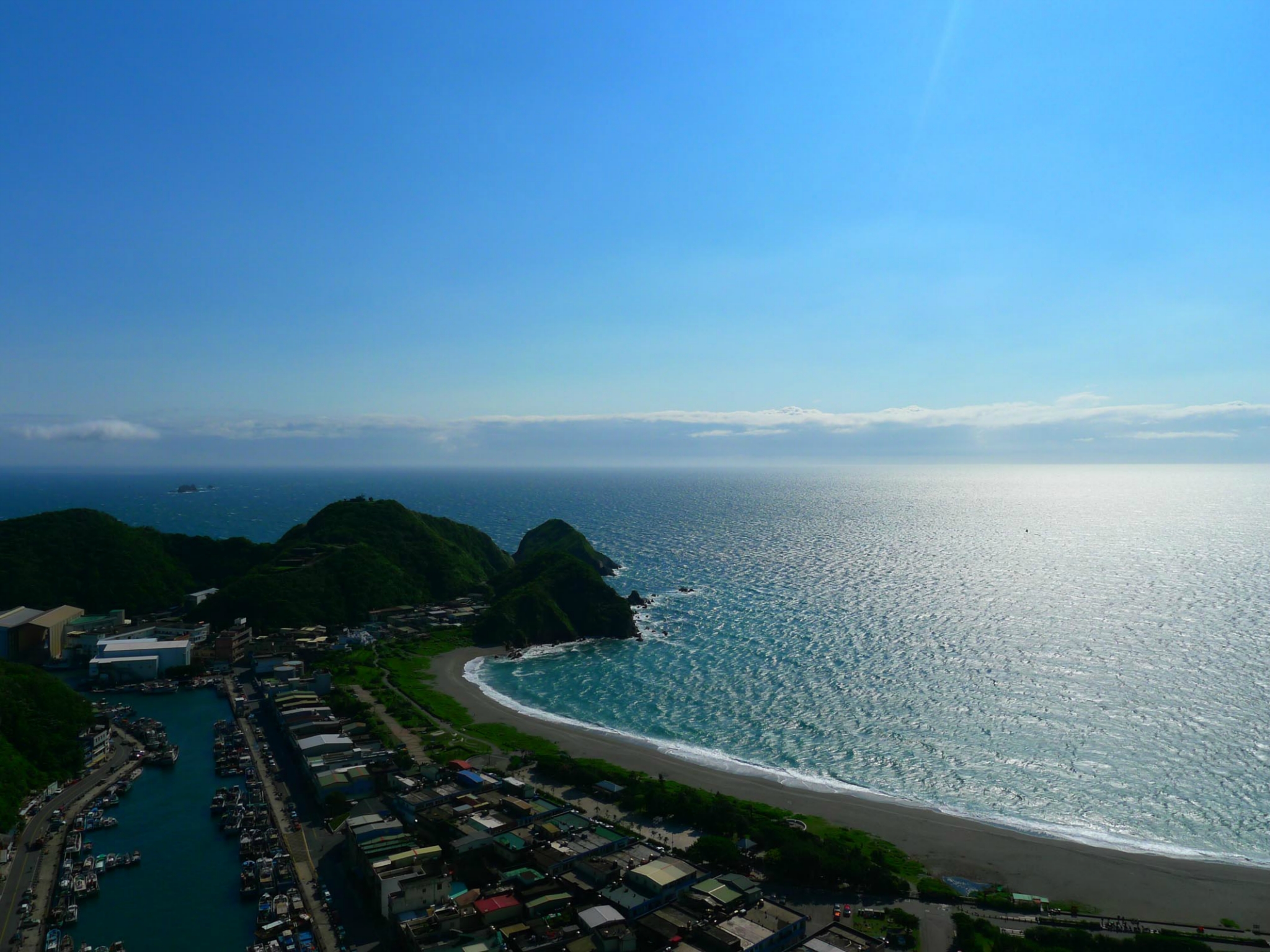 大陆代表团抵台，现场冲突一片混乱，顽固派扬言：台不怕大陆威胁