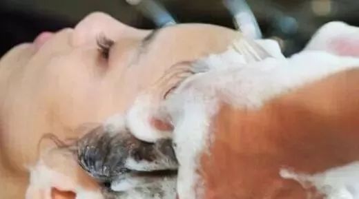 80年代头上为什么会有虱子,30年前都有虱子