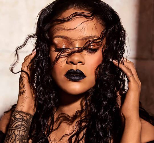 一双美腿价值百万美金，身价高达110亿，其中91亿靠卖内衣？