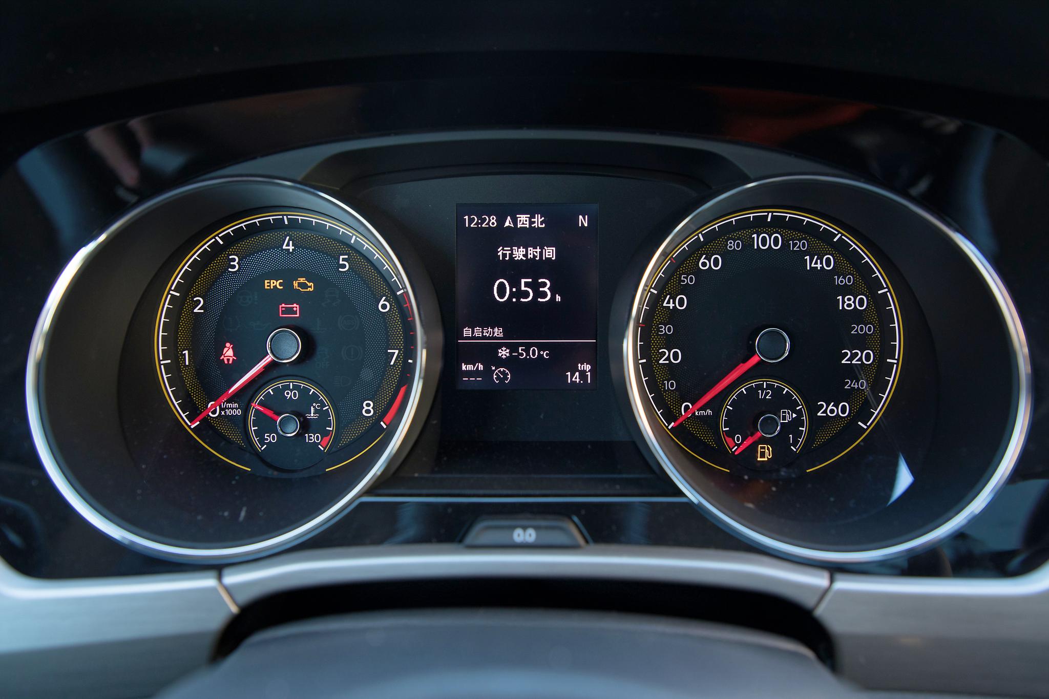 7座大众途安mpv,大众家用mpv途安