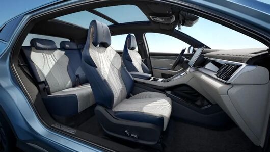 比亚迪宋plusev冠军版,宋plusdmi冠军版自动巡航