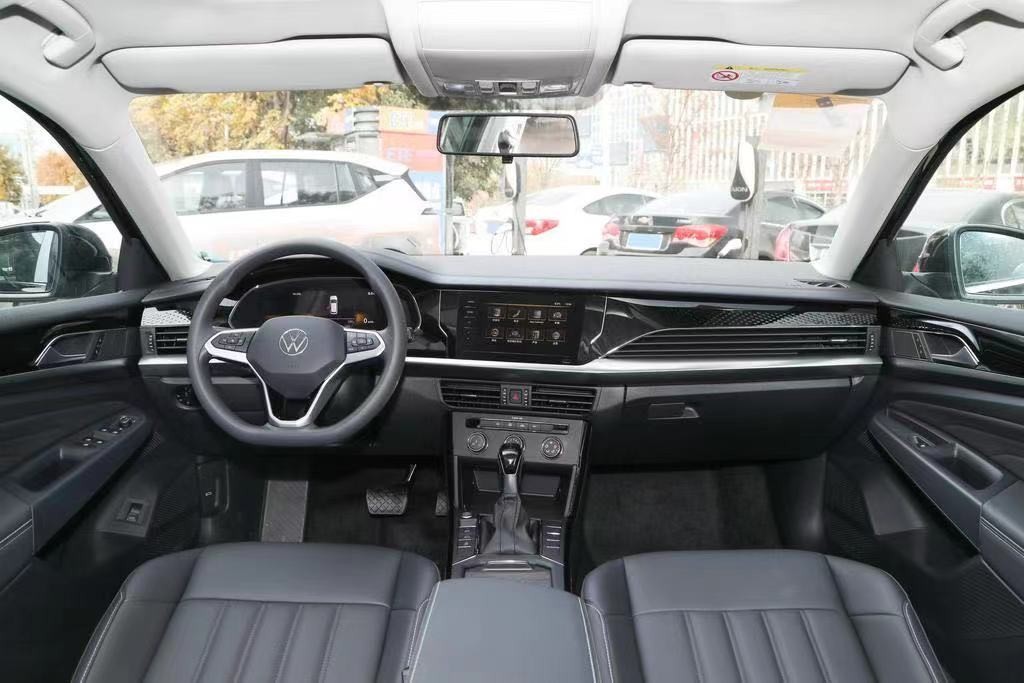 一个月大卖19446辆，入门款才15万多，3套动力可选，带你看*萨特帕**