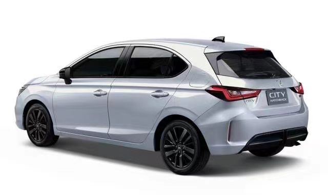 本田锋范出了几代最新款,本田锋范两厢2021款落地价