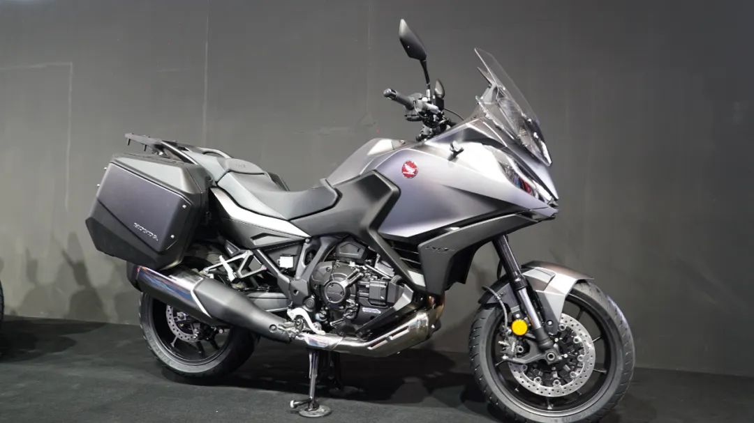 西安摩博会小姐姐,西安摩博会发布了哪些新车