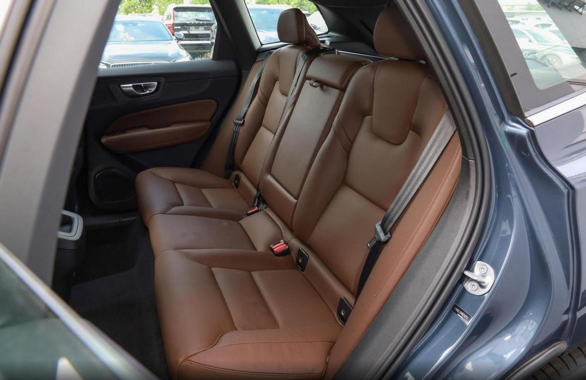 沃尔沃xc60全系优惠10万,打个八折剩七万七原价多少