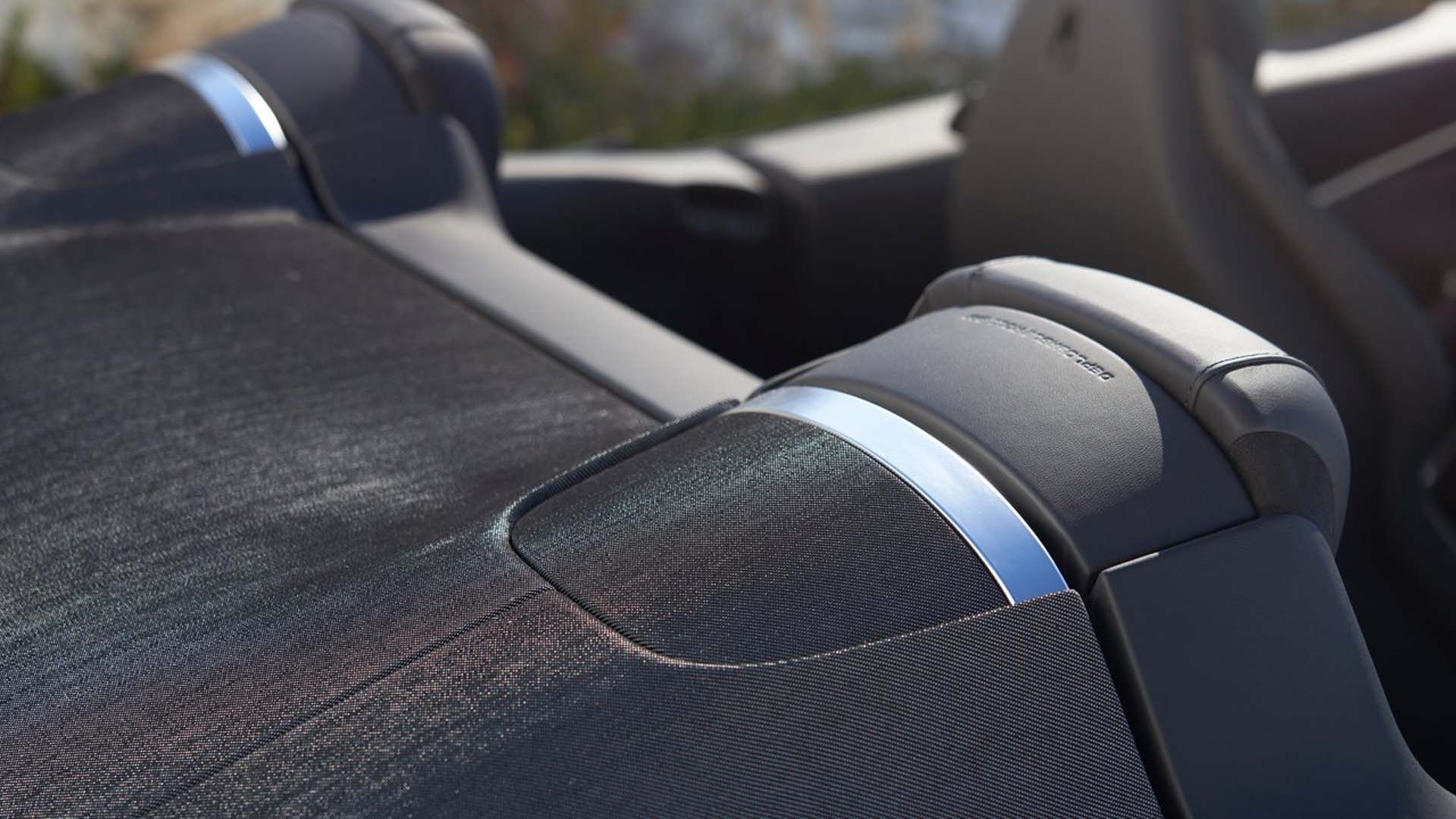 法拉利最新款跑车四座敞篷落地价,最新法拉利四座硬顶敞篷