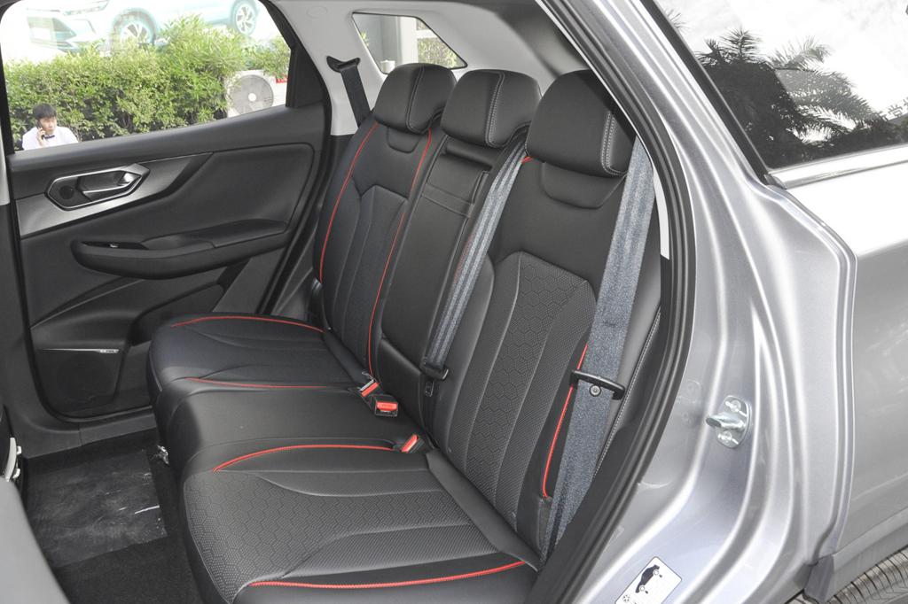 北京x7跟哈弗h6,北京x7和哈弗h6哪个值得购买