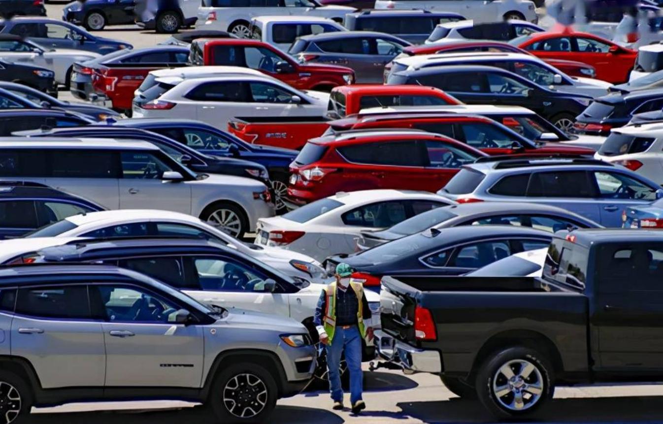 什么颜色的车漆保值率高,买二手车有必要考虑车漆颜色不