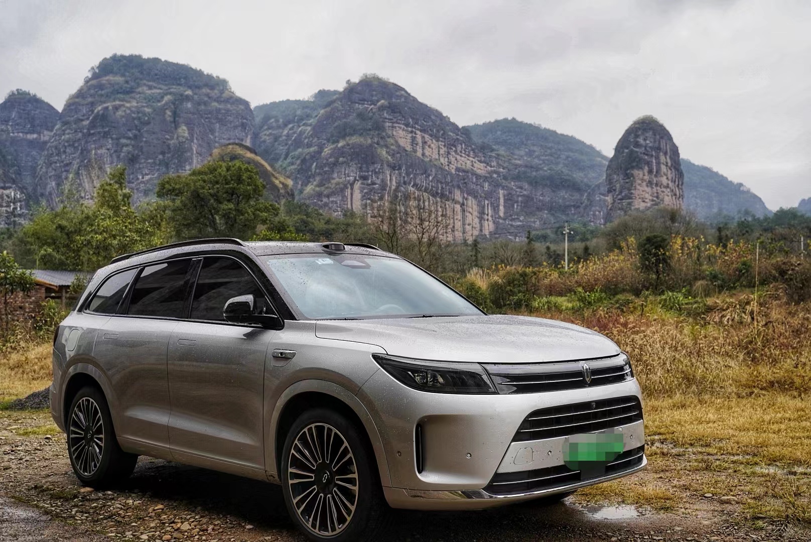 问界m7后驱plus6座版和智驾max6座,新问界m7车主用车感受