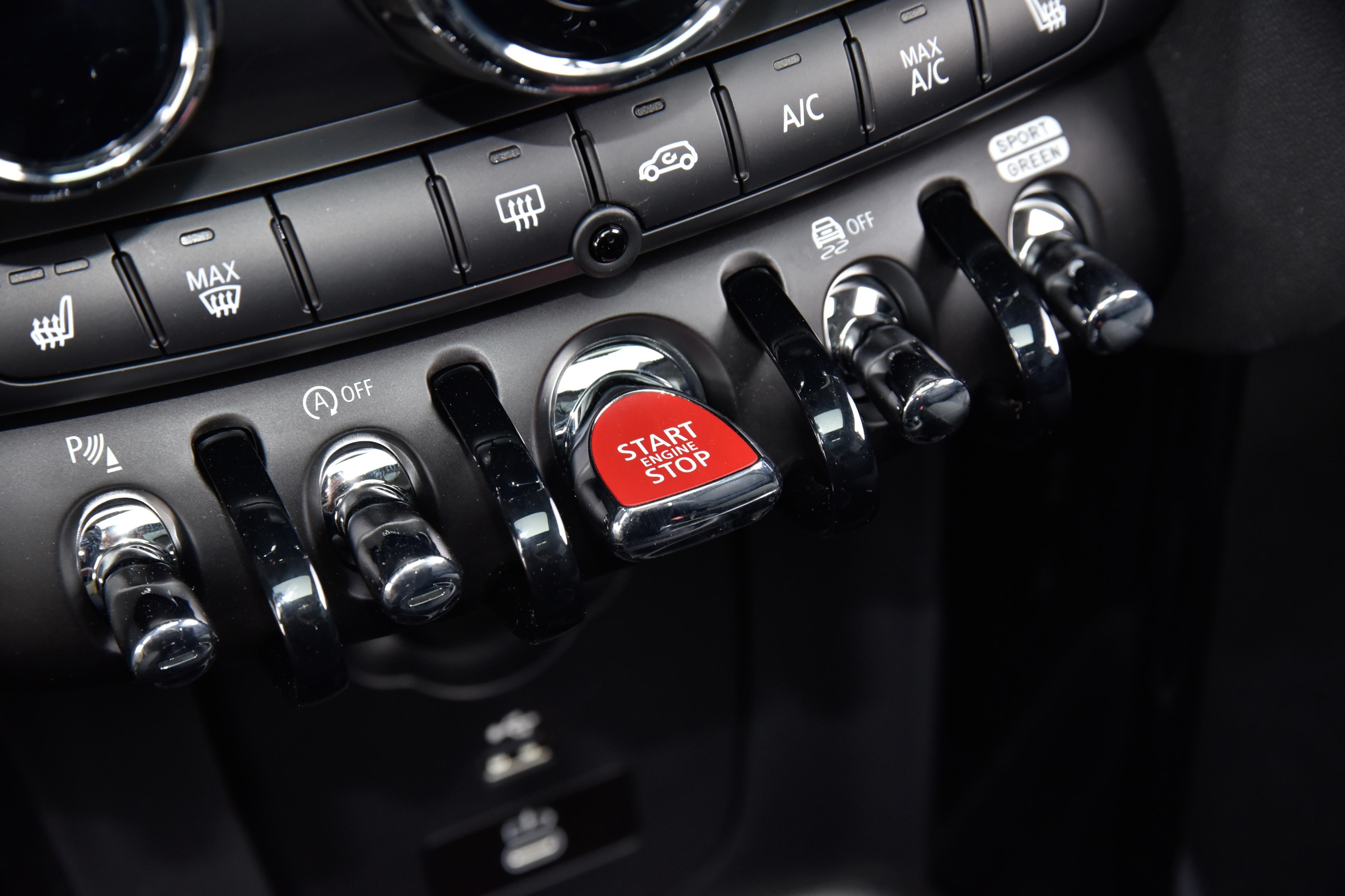 1.5t的迷你cooper选哪个配置,1.5tminicooper