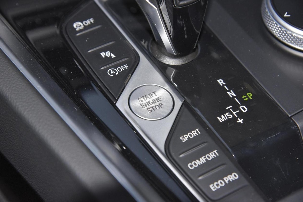 宝马z4二手敞篷车,上海市宝马z42.0t软顶敞篷车价格