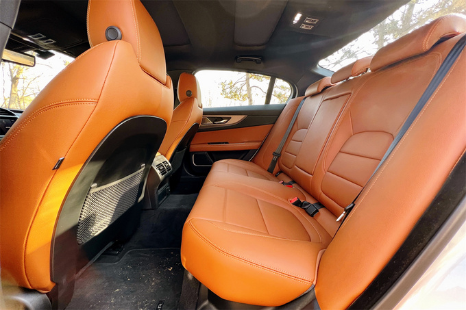 2018款捷豹xel2.0t200p精英版,捷豹xel21测评