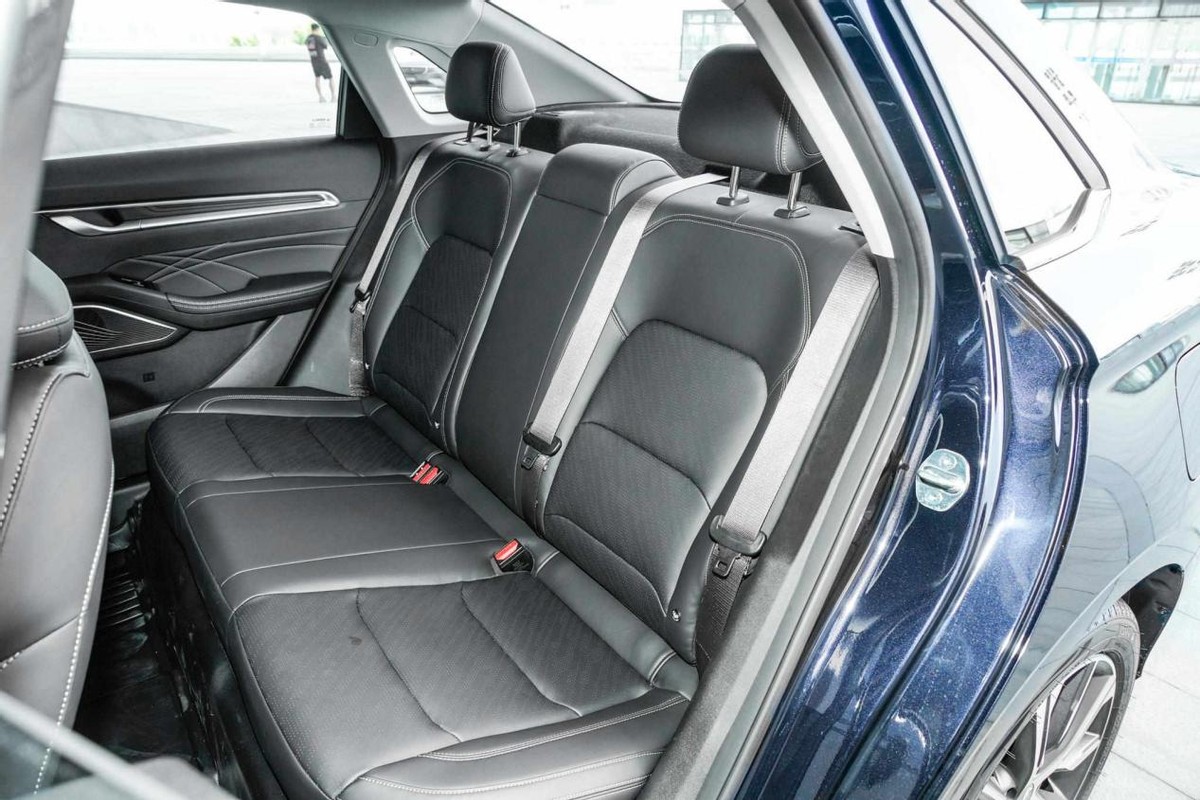 新款帝豪第四代优缺点,第四代帝豪优缺点