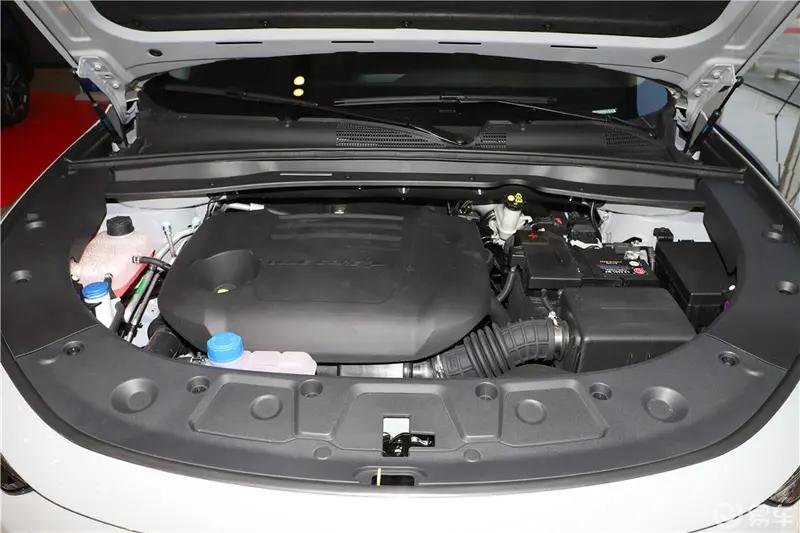 长安uni-k混动车黑色15万,长安uni-k四驱低配越野性能测试