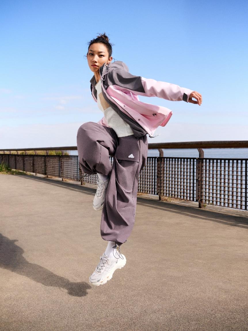 风起万象,阿迪达斯风起万象新模特