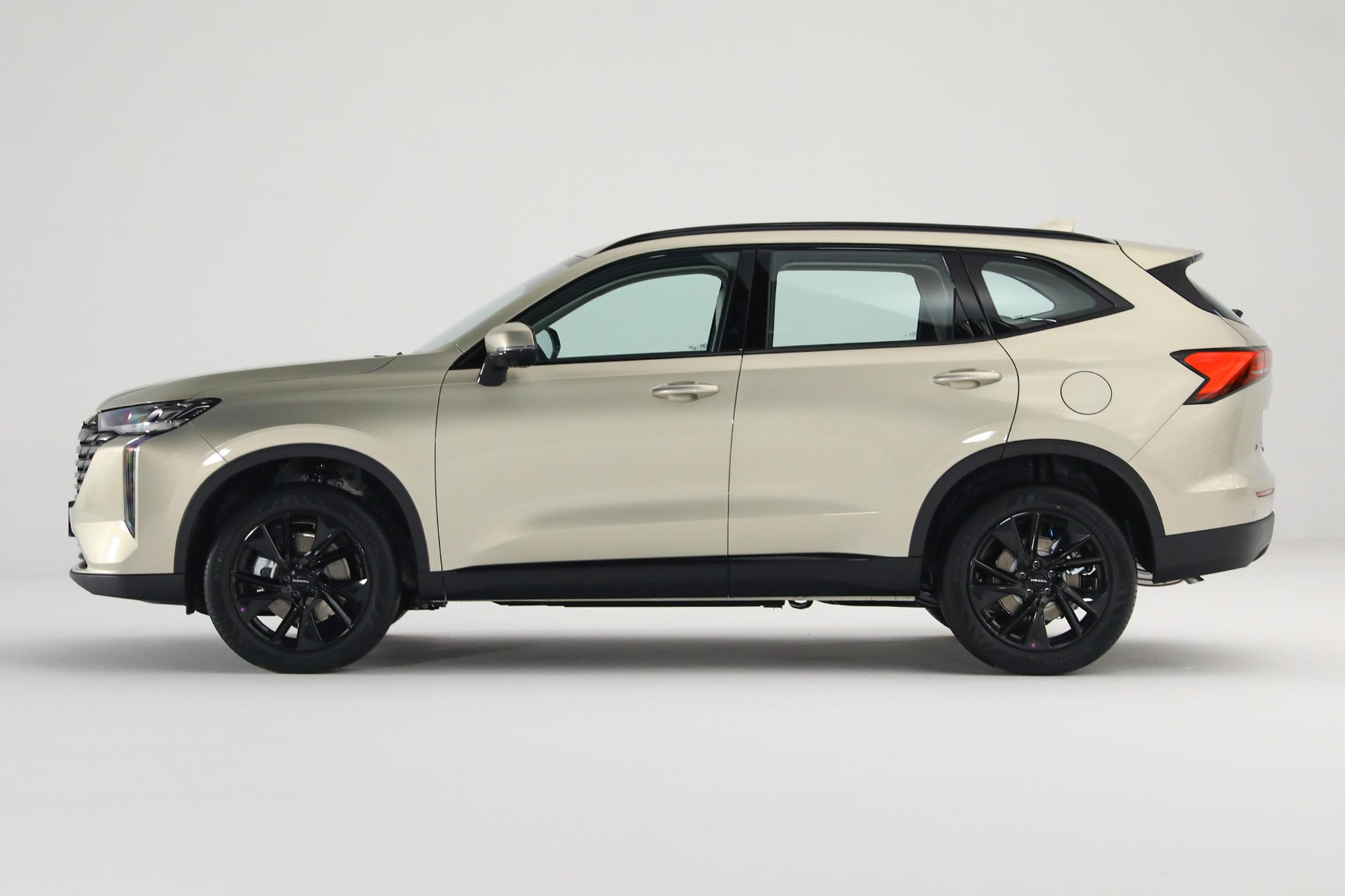 全新一代哈弗H6正式发布，外观变化大，搭载1.5T/2.0T发动机