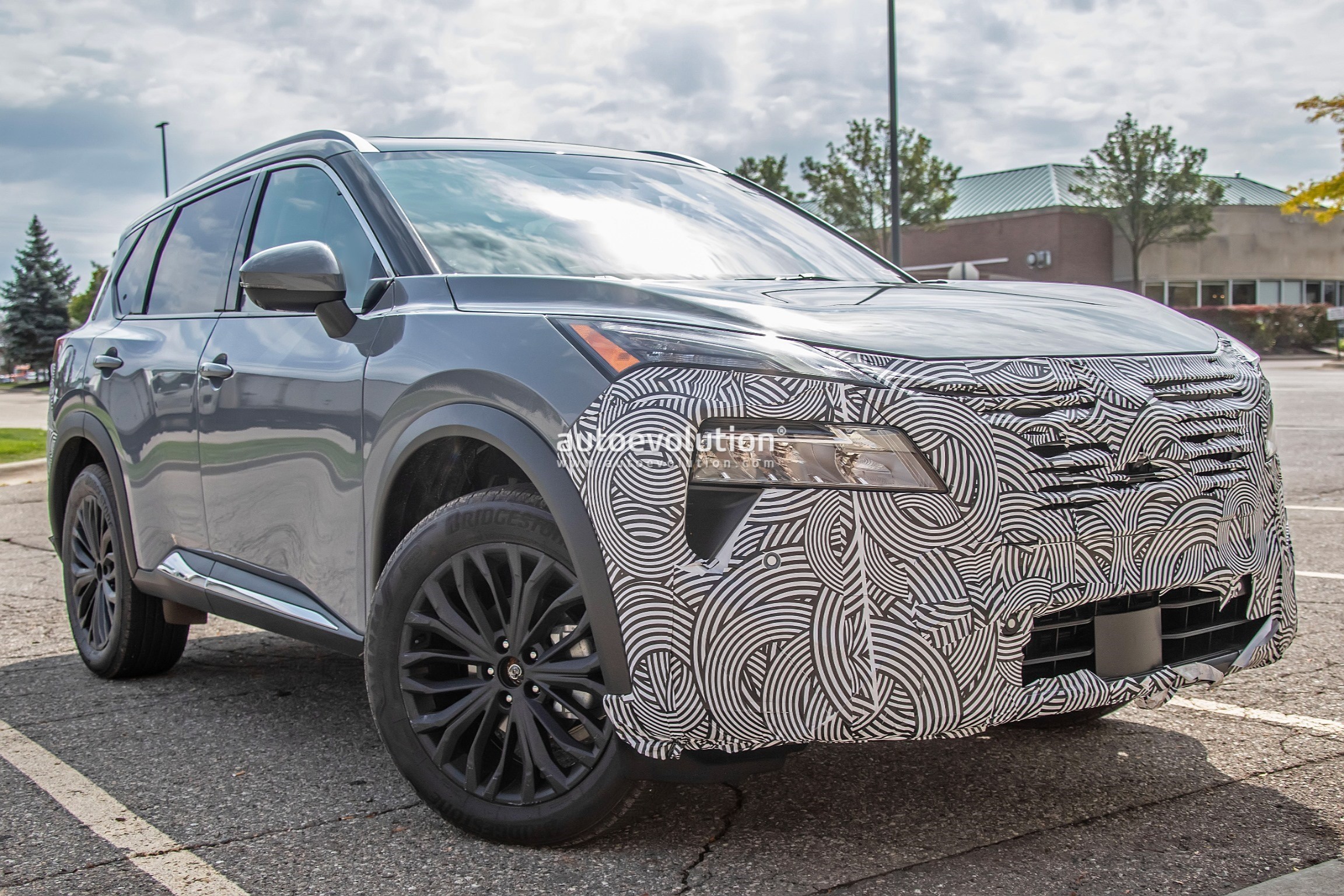 奇骏外观改款,改款日产奇骏官图发布