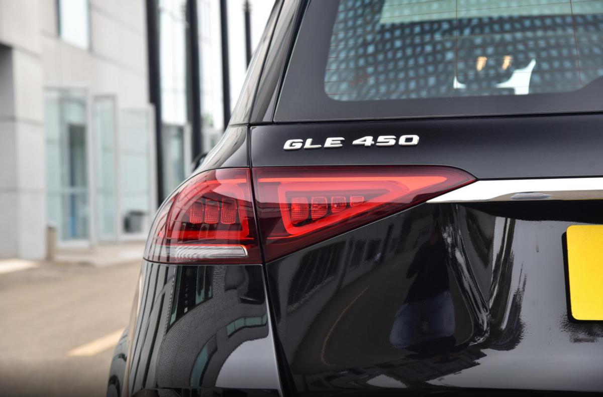 全新一代奔驰gle对比宝马x5,奔驰gle新款比x5还漂亮