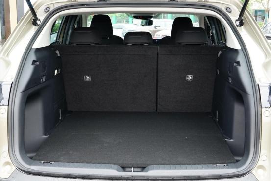 奥迪q3与马自达cx5的操控哪个好,马自达cx5操控怎么样