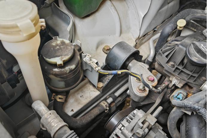 13年的老车和3年的国产车怎么选,国产十年以上的车有哪些还在开