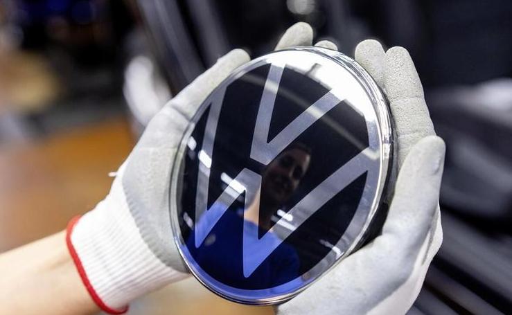 大众降价10.38万出销量,大众终于妥协