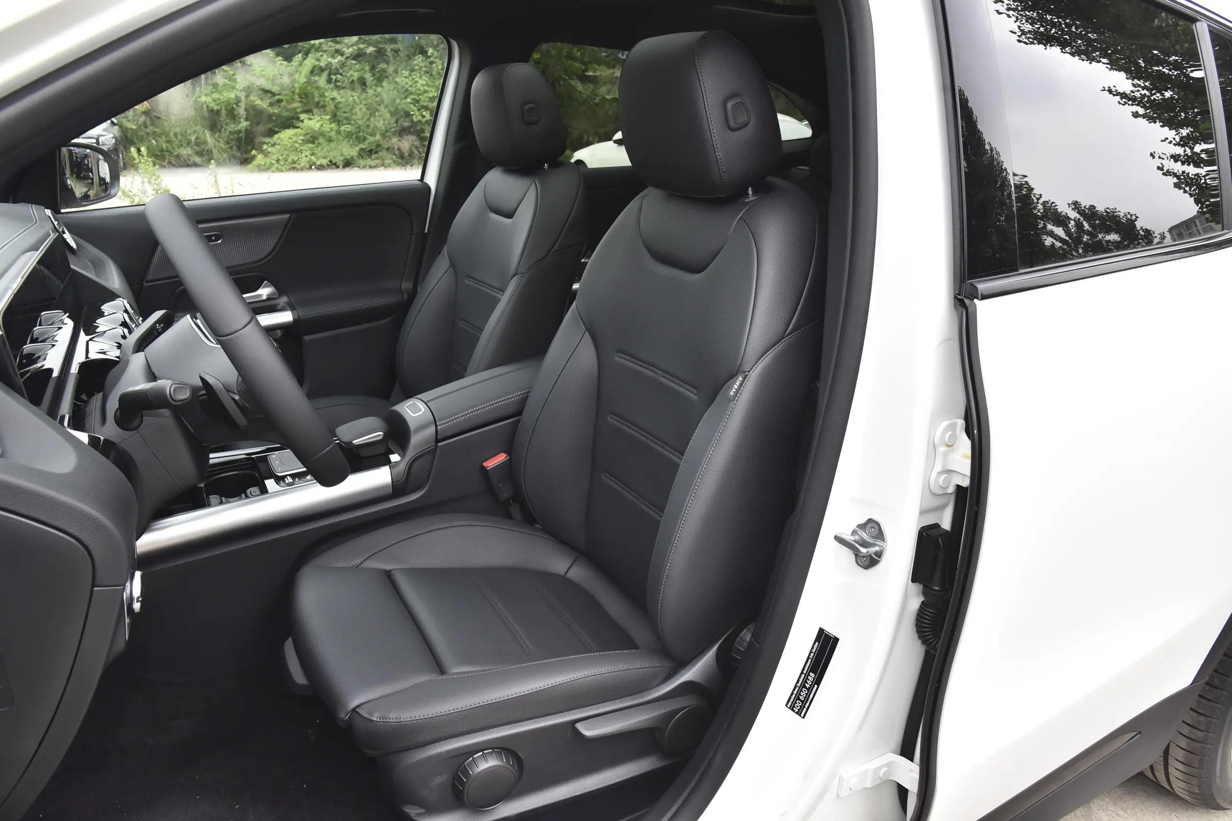 奔驰2023新款车gla能买吗,新款奔驰2023gla250价格