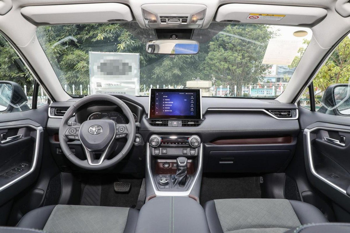 本田cr-v和荣放rav4哪个保值率高,cr-v和rav4荣放哪个好