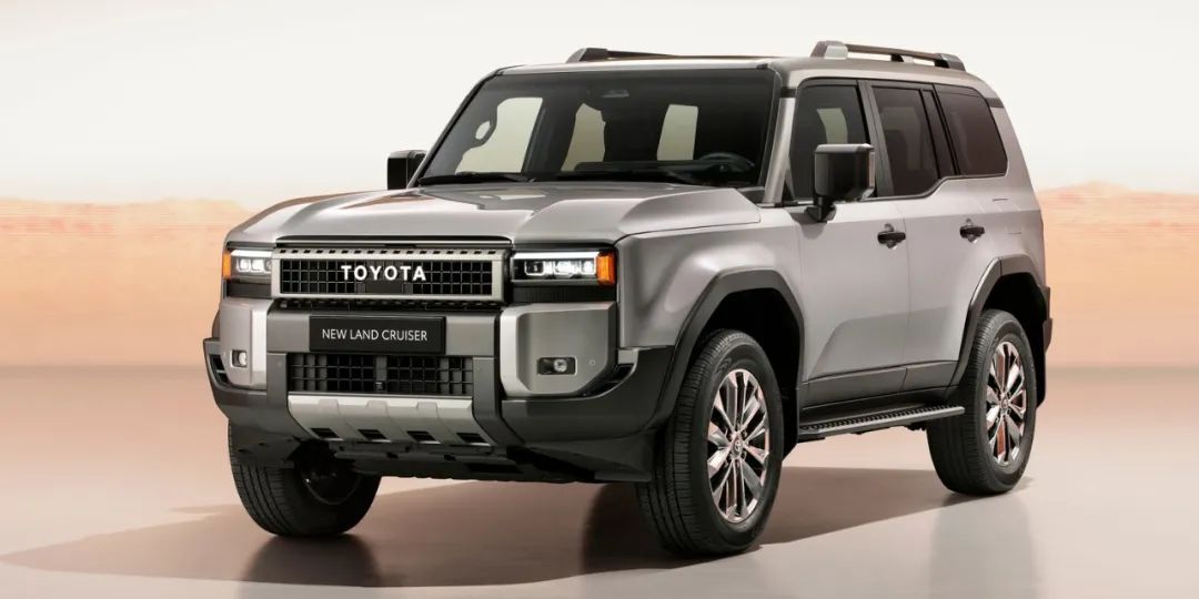 普拉多新款2.4t跟4000哪个动力好,全新普拉多2.4t谍照曝光